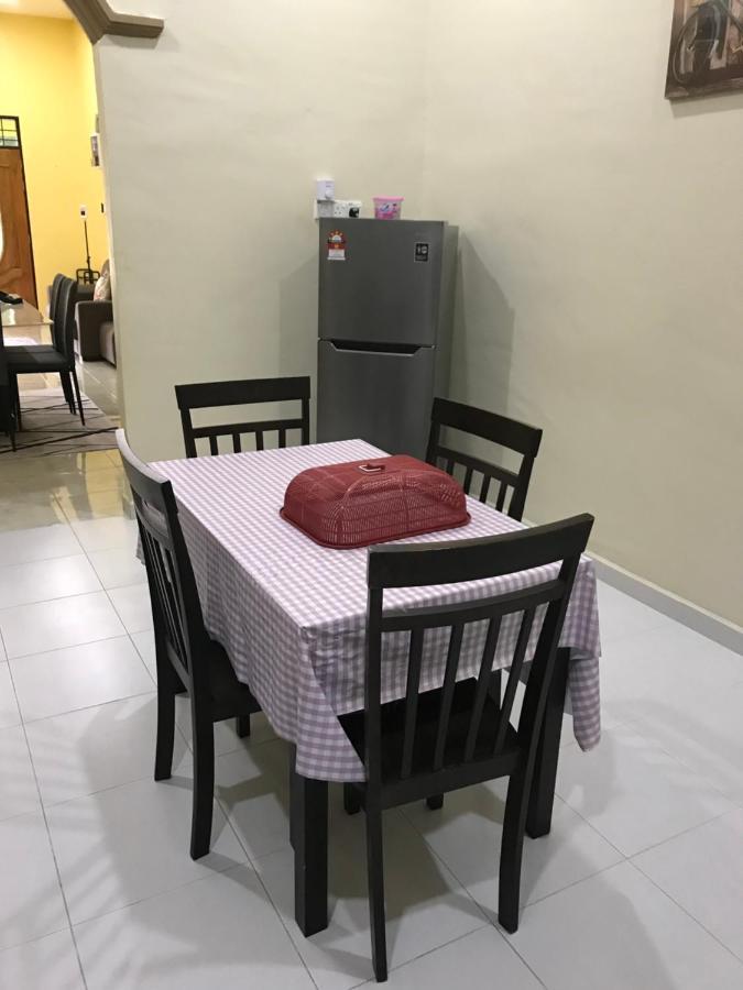 Homestay Talina 쿠알라트렝가누 외부 사진