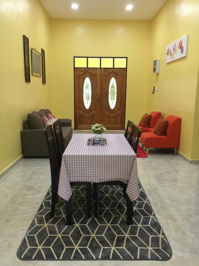 Homestay Talina 쿠알라트렝가누 외부 사진