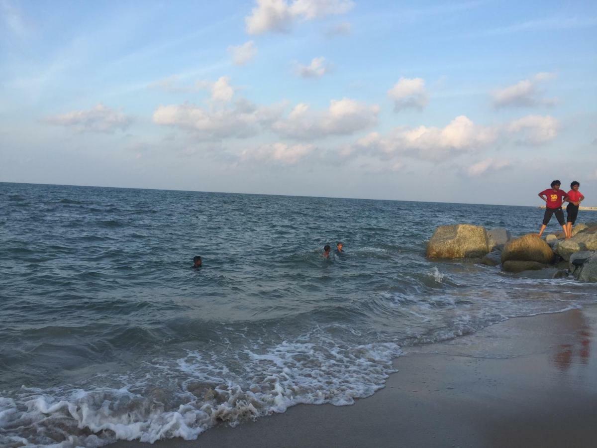 Homestay Talina 쿠알라트렝가누 외부 사진